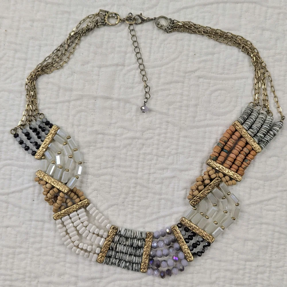 Anthropologie Layers Multiple Stones Beaded Bib Necklace‎